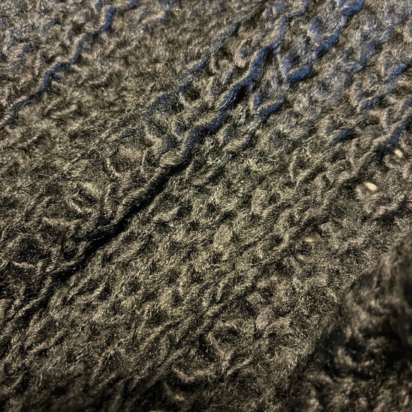 Black Knit Infinity Scarf round Isaac mizrahi qvc - Picture 6 of 11